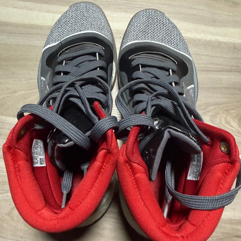 Adidas Marquee Boost Thor Marvel Mens Basketball Shoes Grey Red Gold Sz 9 - Picture 13 of 13